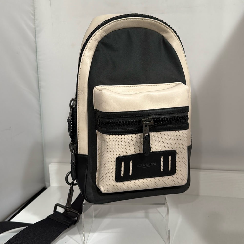 COACH LEATHER BACKPACK
